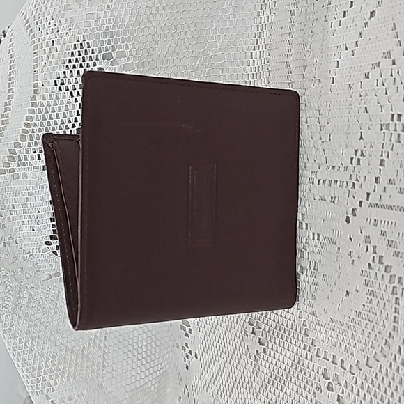 Dior Other - Christian Dior men's brown leather slim wallet